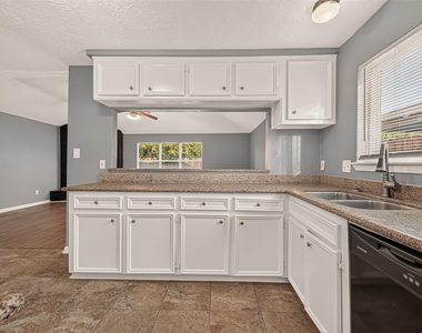 1338 Leadenhall Circle - Photo Thumbnail 18