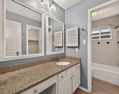 1338 Leadenhall Circle - Photo Thumbnail 31
