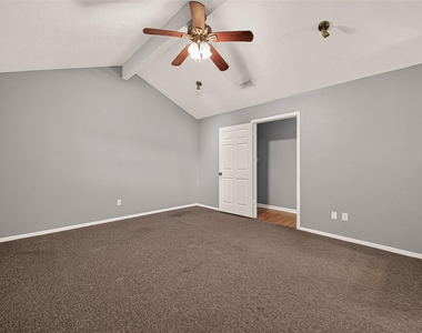 1338 Leadenhall Circle - Photo Thumbnail 30