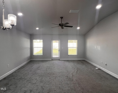 655 Kylar Drive Nw - Photo Thumbnail 7