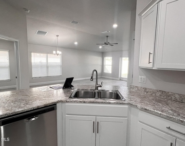 655 Kylar Drive Nw - Photo Thumbnail 5