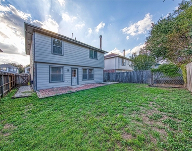 11822 Sunny Stream Drive - Photo Thumbnail 9