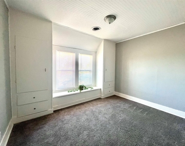 1211 W 2nd Street - Photo Thumbnail 11