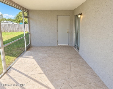 2456 Mercury Drive - Photo Thumbnail 9