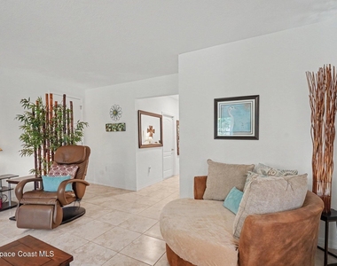 975 Sablon Street Se - Photo Thumbnail 4