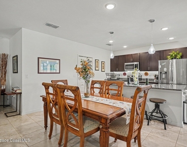 975 Sablon Street Se - Photo Thumbnail 10
