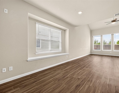 5342 Briana Dee Drive - Photo Thumbnail 2