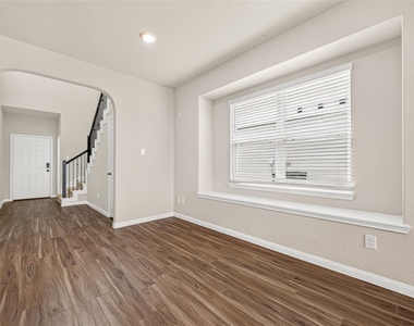 5342 Briana Dee Drive - Photo Thumbnail 3