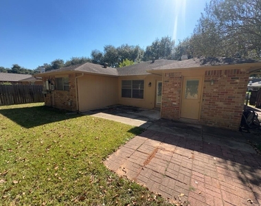 3107 Jenny Drive - Photo Thumbnail 16