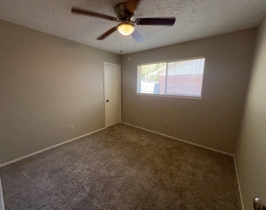 3107 Jenny Drive - Photo Thumbnail 8