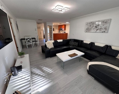 2765 Countryside Boulevard - Photo Thumbnail 15