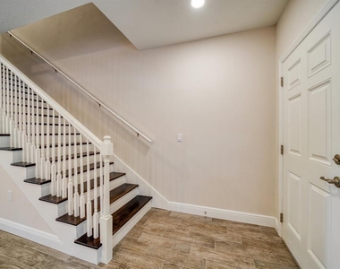 8415 Daves Homes Place - Photo Thumbnail 20
