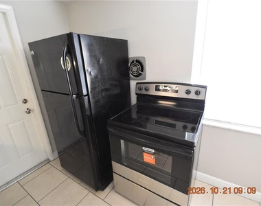600 Beltrees Street - Photo Thumbnail 8