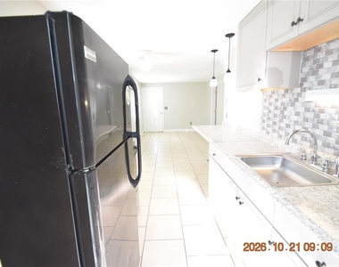 600 Beltrees Street - Photo Thumbnail 5