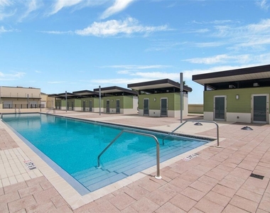 1120 E Kennedy Boulevard - Photo Thumbnail 39