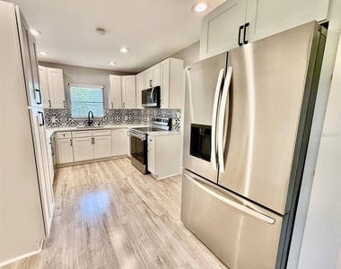 1545 Illinois Road - Photo Thumbnail 7