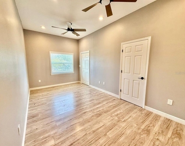 1545 Illinois Road - Photo Thumbnail 13
