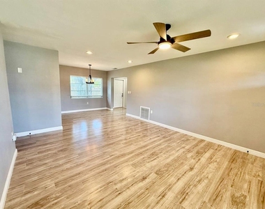 1545 Illinois Road - Photo Thumbnail 4