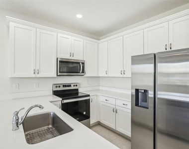 10912 Quickwater Court - Photo Thumbnail 9