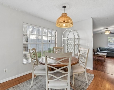 5156 Sunridge Palms Drive - Photo Thumbnail 4