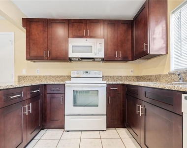 8530 Renald Boulevard - Photo Thumbnail 6