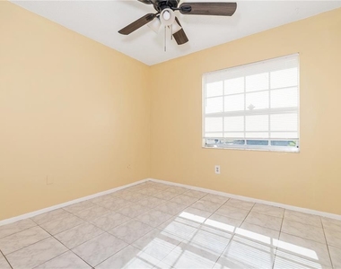 8530 Renald Boulevard - Photo Thumbnail 12