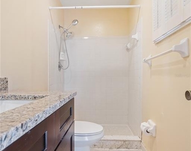 8530 Renald Boulevard - Photo Thumbnail 10