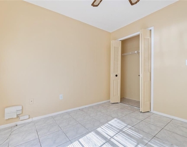 8530 Renald Boulevard - Photo Thumbnail 15