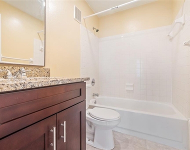 8530 Renald Boulevard - Photo Thumbnail 13
