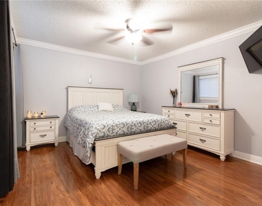 7298 Ulmerton Road - Photo Thumbnail 11
