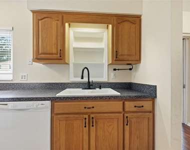 309 Belle View Avenue - Photo Thumbnail 6