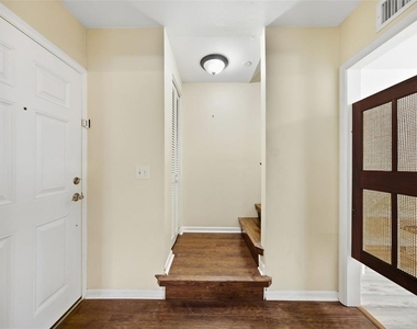 309 Belle View Avenue - Photo Thumbnail 2