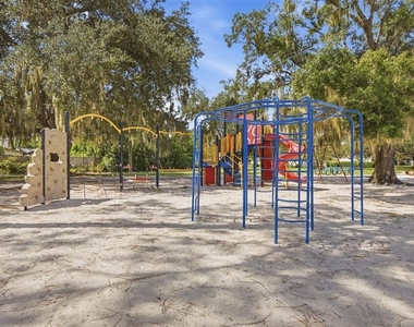 314 Deer Park Avenue - Photo Thumbnail 30
