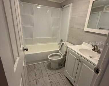 1329 Drew Street - Photo Thumbnail 8