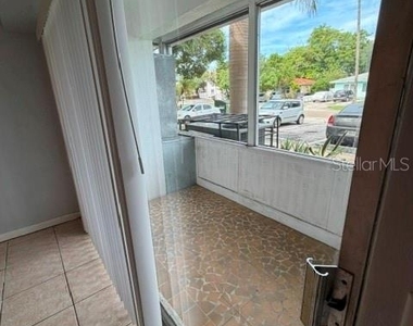 1329 Drew Street - Photo Thumbnail 7