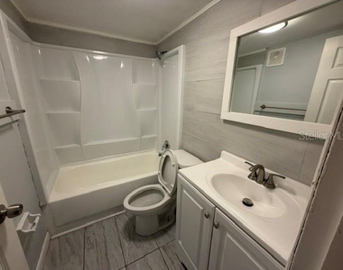 1329 Drew Street - Photo Thumbnail 3