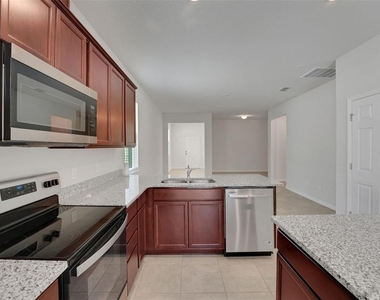 5160 Chickadee Street - Photo Thumbnail 7
