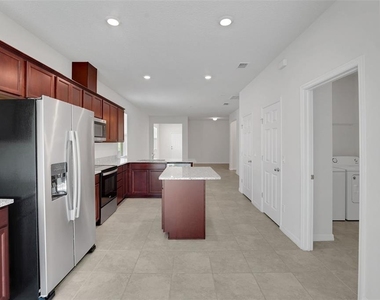 5160 Chickadee Street - Photo Thumbnail 10