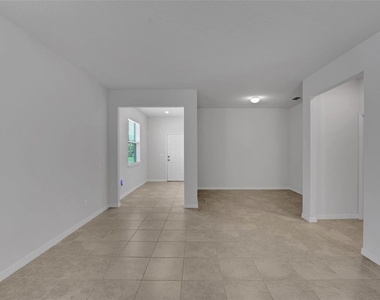 5160 Chickadee Street - Photo Thumbnail 4