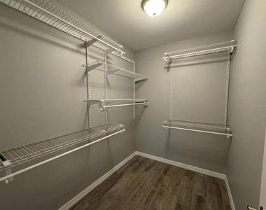 206 Van Lakes Boulevard - Photo Thumbnail 13