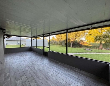 206 Van Lakes Boulevard - Photo Thumbnail 18