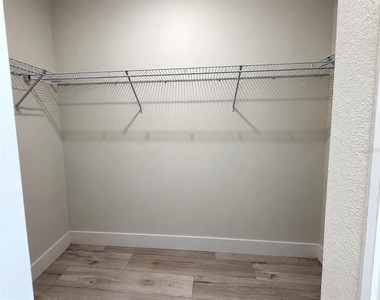 16895 Sw 50th Circle - Photo Thumbnail 10