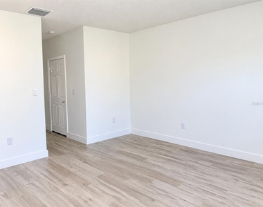 16895 Sw 50th Circle - Photo Thumbnail 15