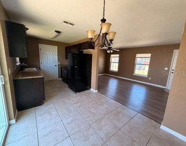 8121 Sw 128th Loop - Photo Thumbnail 1