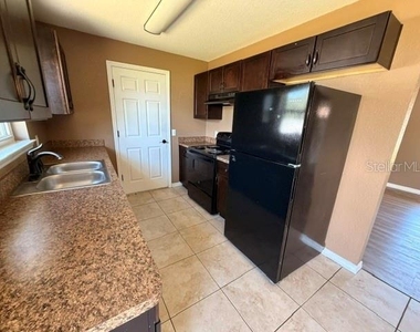 8121 Sw 128th Loop - Photo Thumbnail 13