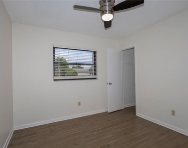408 London Road - Photo Thumbnail 18