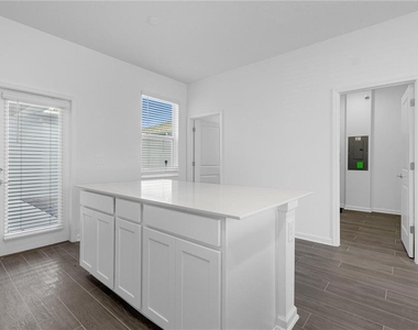 6116 Peaceful Park Way - Photo Thumbnail 9