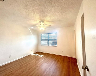 3005 Casselwood Street - Photo Thumbnail 6