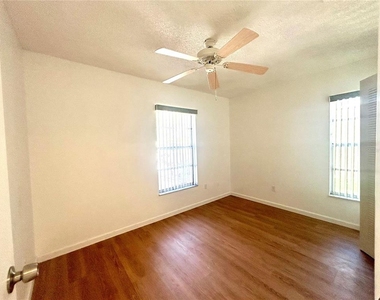 3005 Casselwood Street - Photo Thumbnail 8