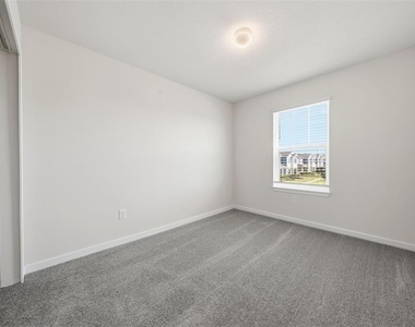 5586 Pineland Run - Photo Thumbnail 24